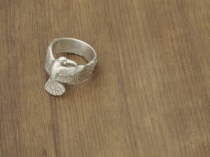silver huia ring